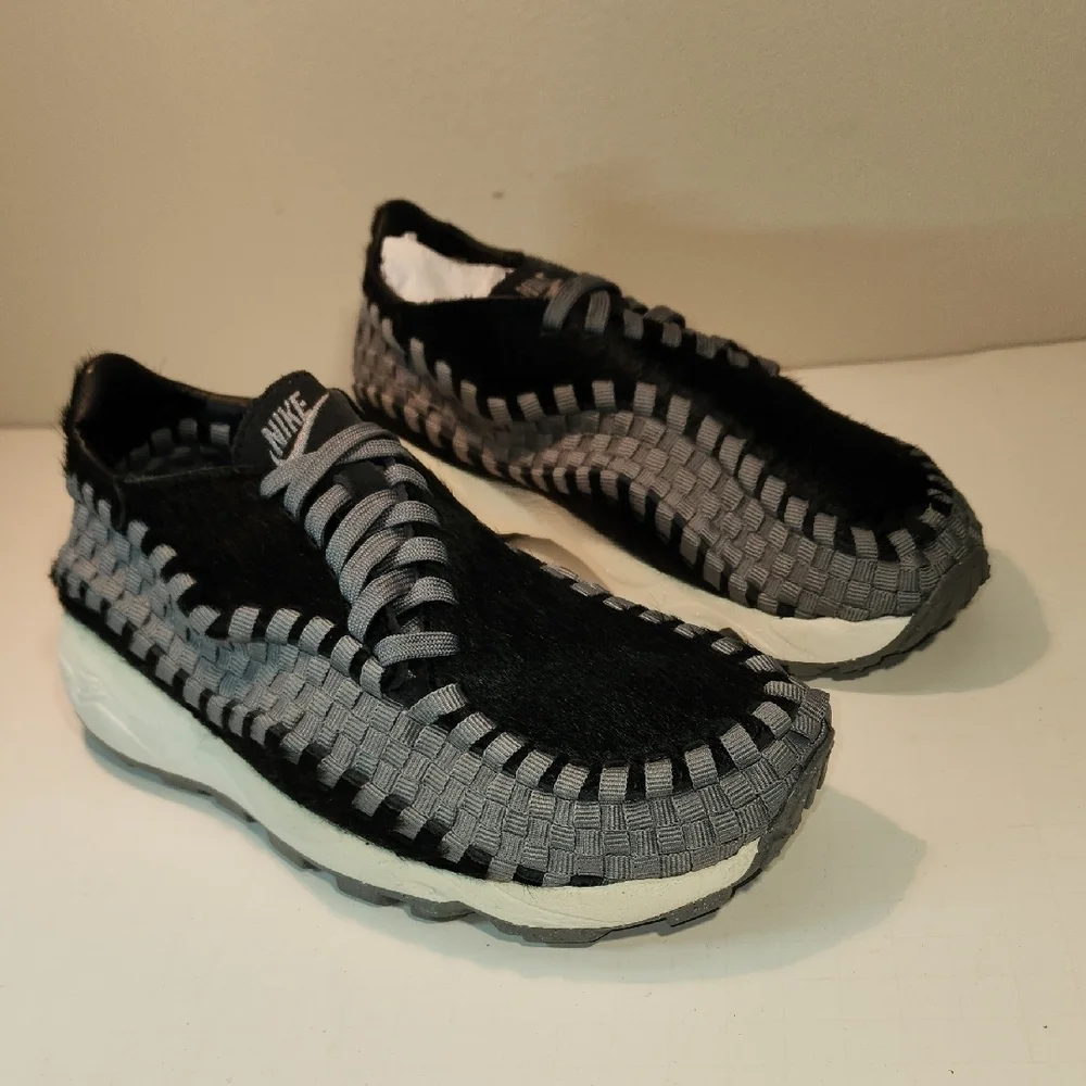 Nike Black and Gray Woven Sneakers